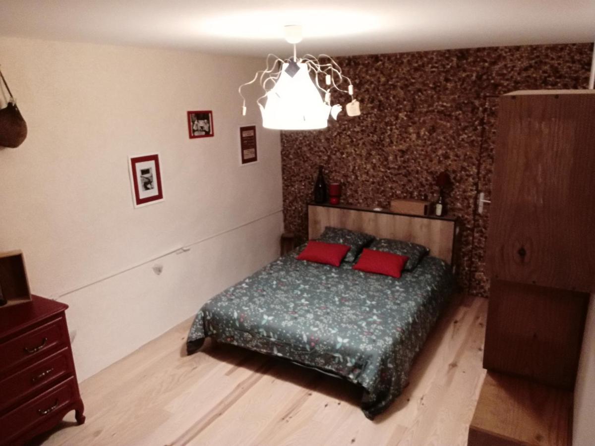 Un Nid Pour La Nuit, Chambres D'Hotes Saint-Gery  Exterior photo