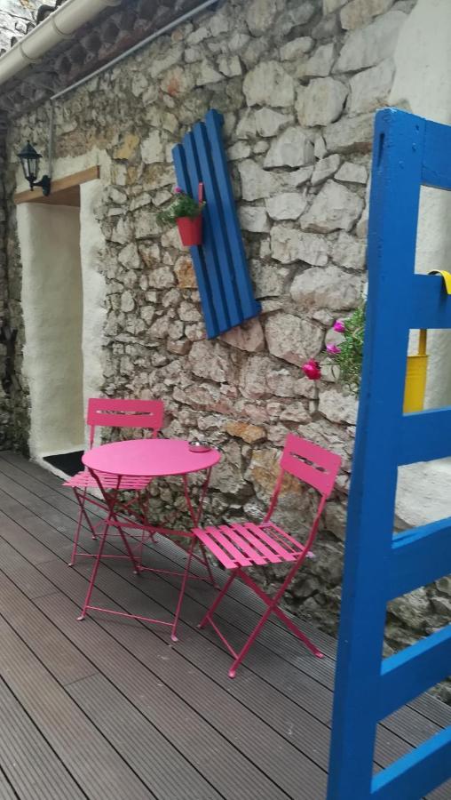 Un Nid Pour La Nuit, Chambres D'Hotes Saint-Gery  Exterior photo